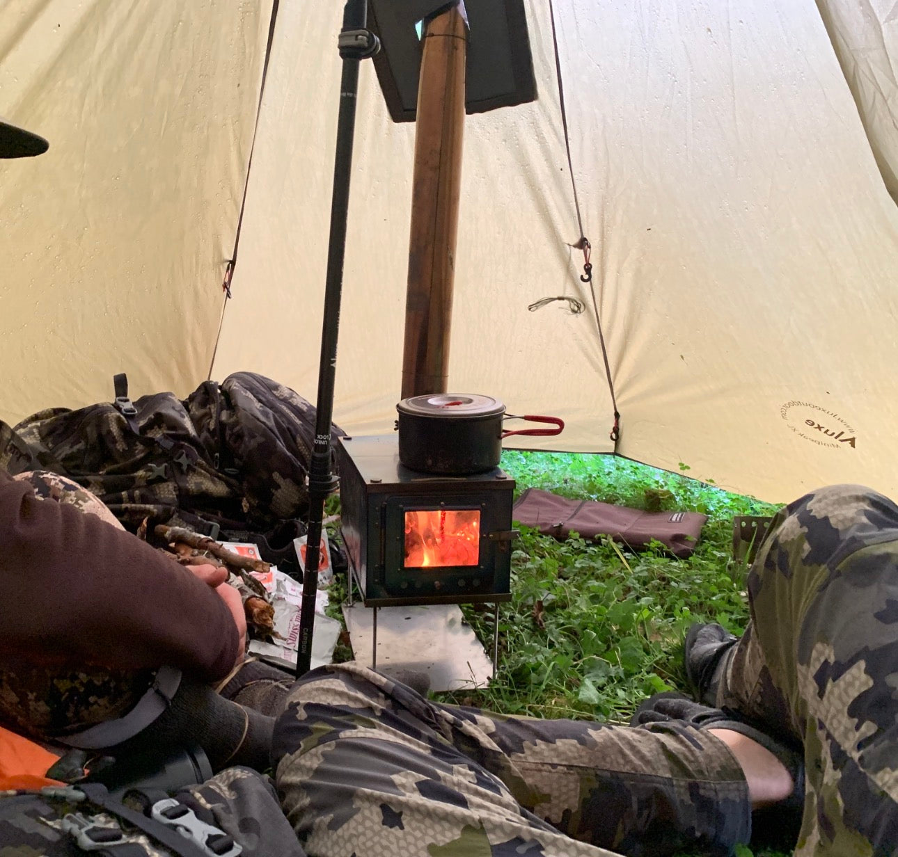 W-stove 3W Titanium Wood Stove inside tent backpack elk hunting
