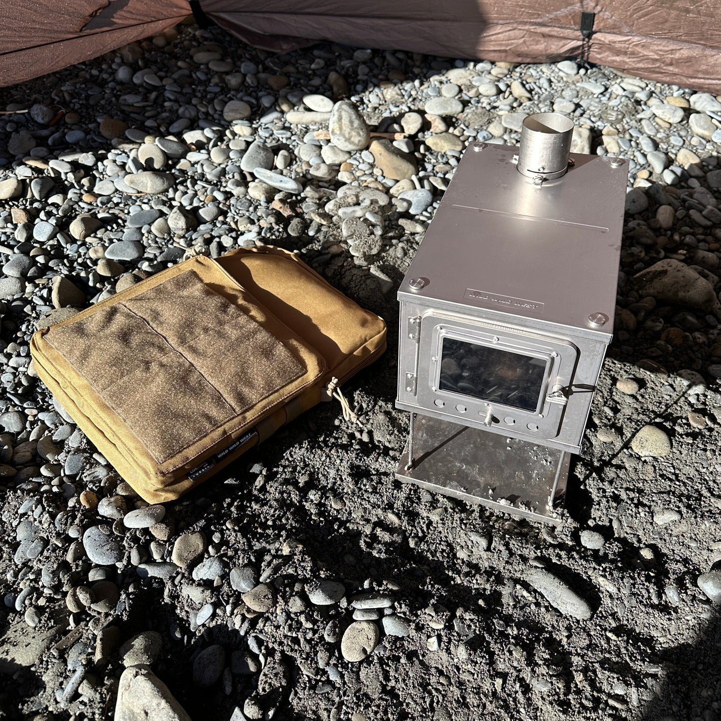 W-stove 3W Folding Tent Stove and carrying zip bag by Wild Wild West